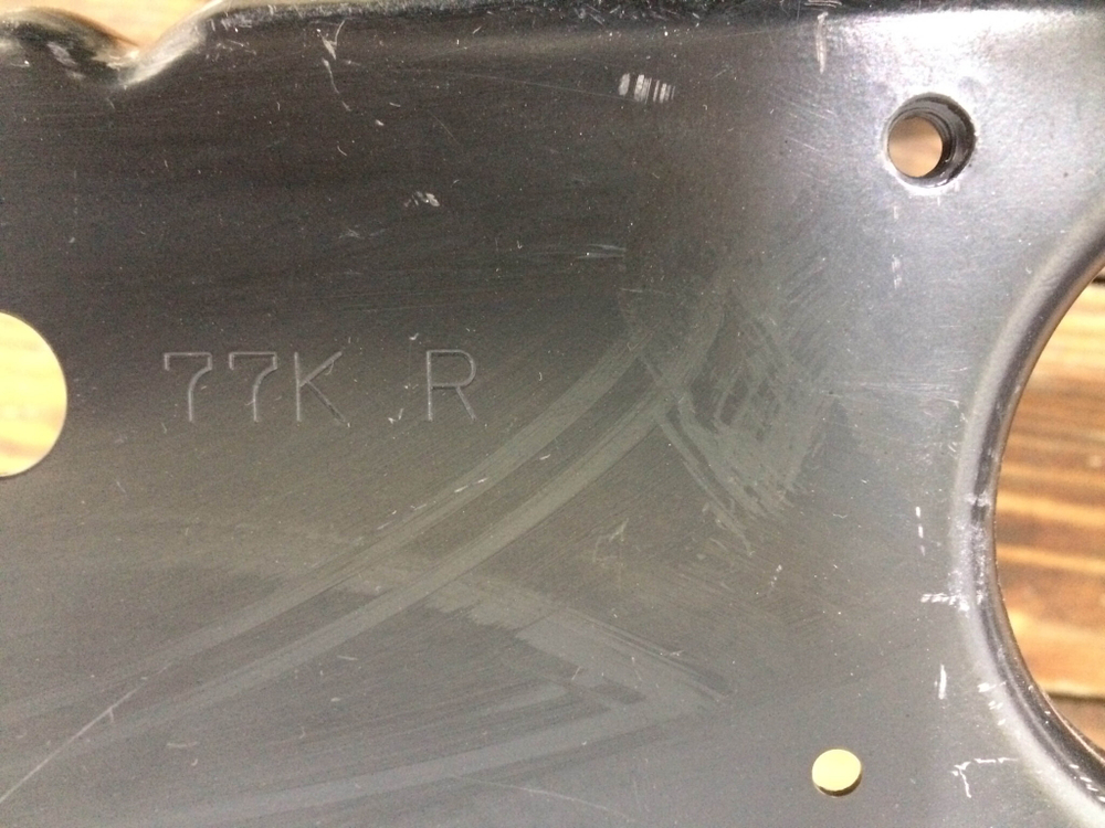 Элемент передней панели Suzuki Grand Vitara 2 (JT) 05-15 Новое Оригинал 5811077K01