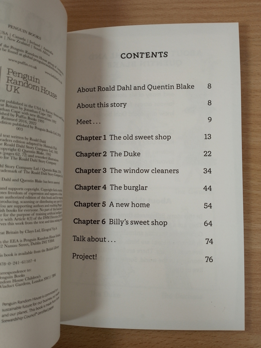 Penguin Readers Level 1: Roald Dahl The Giraffe and the Pelly and Me (ELT Graded Reader)