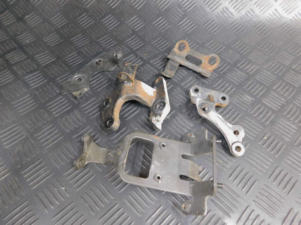 Крепления разные Honda Shadow 400 NC34 052568