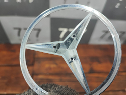 Эмблема крышки багажника Mercedes GLS (X167) 19-нв Б/У Оригинал A1678171300