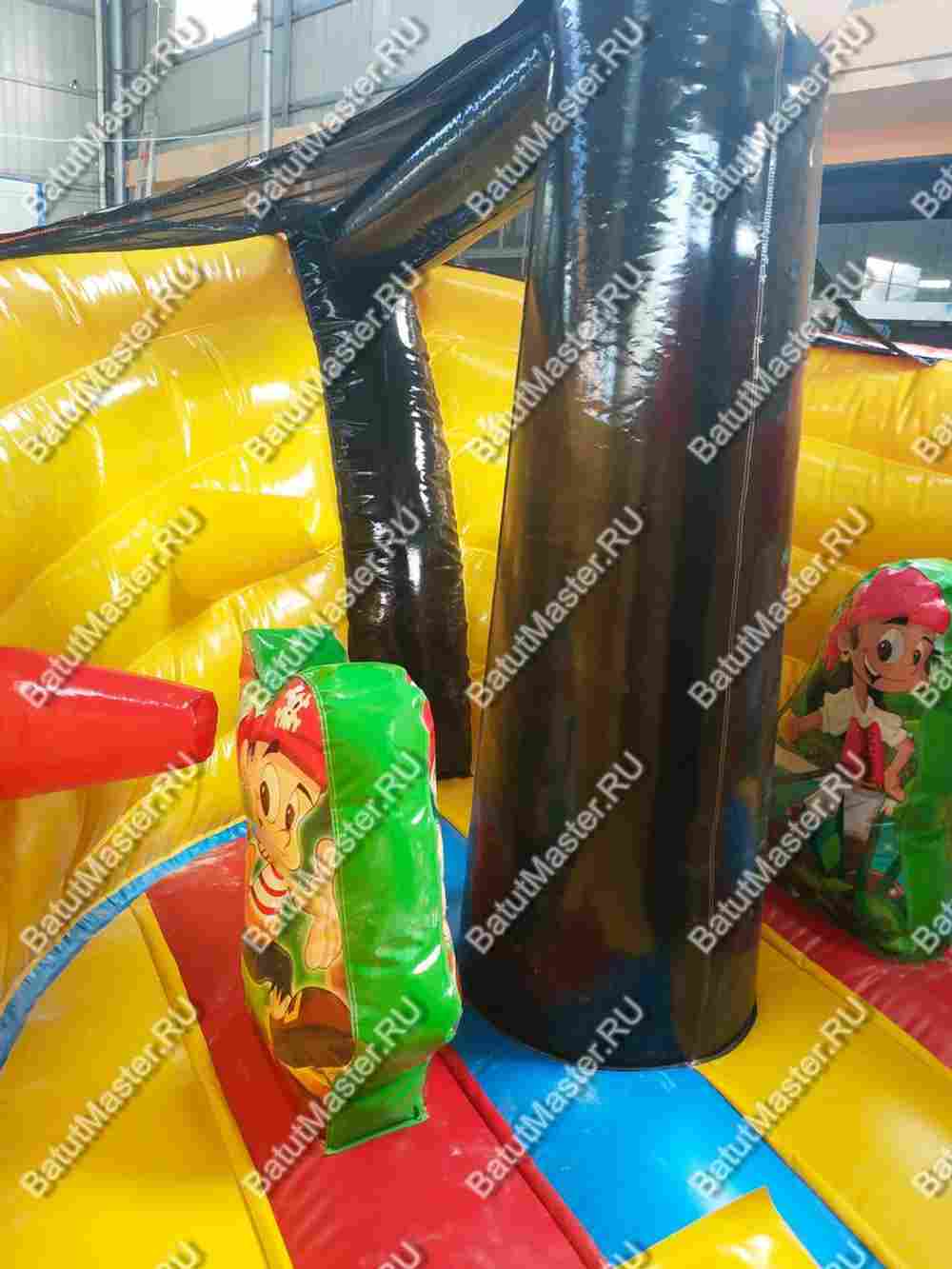 Коммерческий надувной батут "Кораблик акулы"