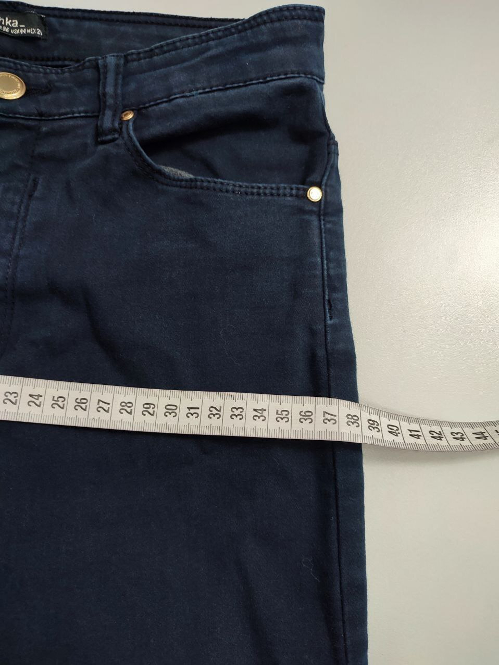 Джинсы Bershka зауженные 40/42 размер