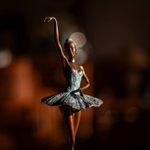 Бронзовая статуэтка