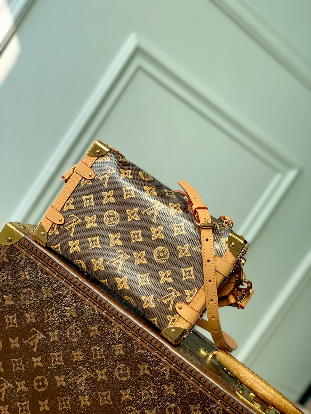 Louis Vuitton Side Trunk MM
