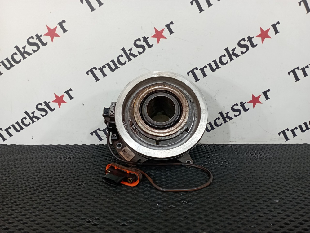 Выжимной подшипник сцепления АКПП 2023г