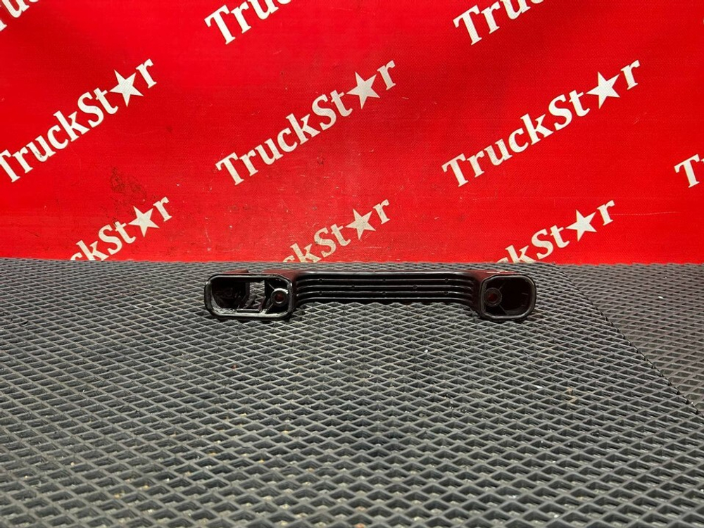 Ручка капота