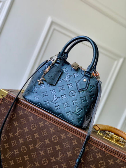 Louis Vuitton Alma BB