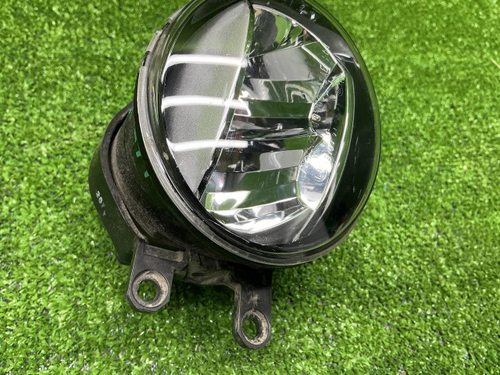 ПТФ правая Toyota LC Prado 150 (2017-н.в.) LED