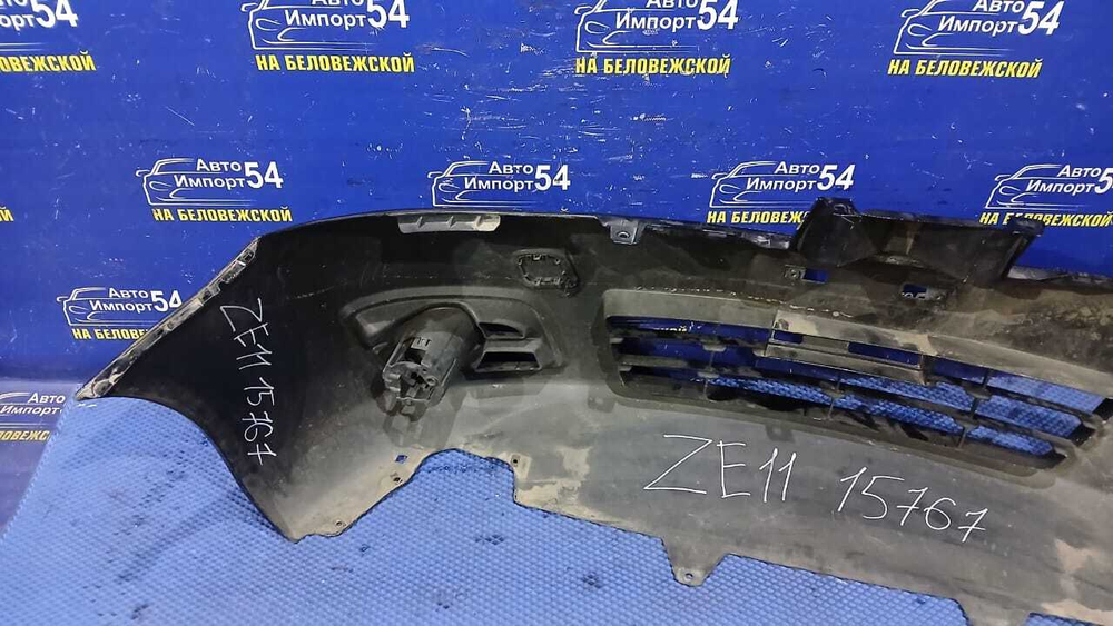 Бампер передний NISSAN NOTE 2008-2012