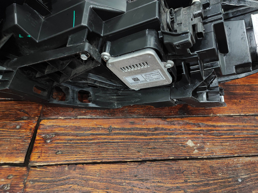 Фара правая LED Haval F7 1 19-24 Б/У Оригинал 4121103XKQ00A