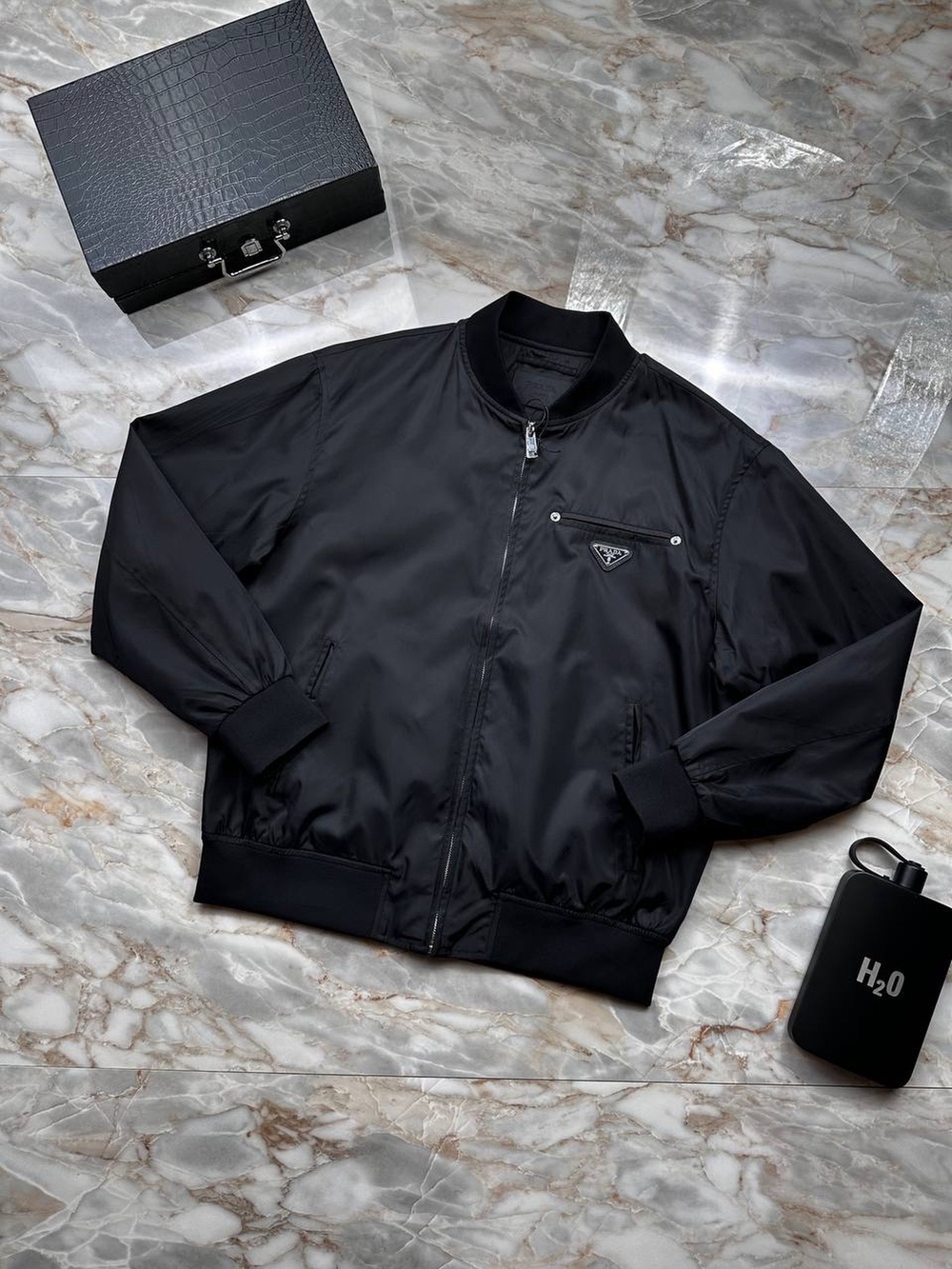 Бомбер Prada