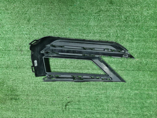 Накладка ПТФ правая VW Tiguan 2 (2016-2020) R-line
