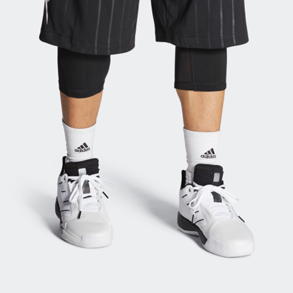 Кроссовки Adidas