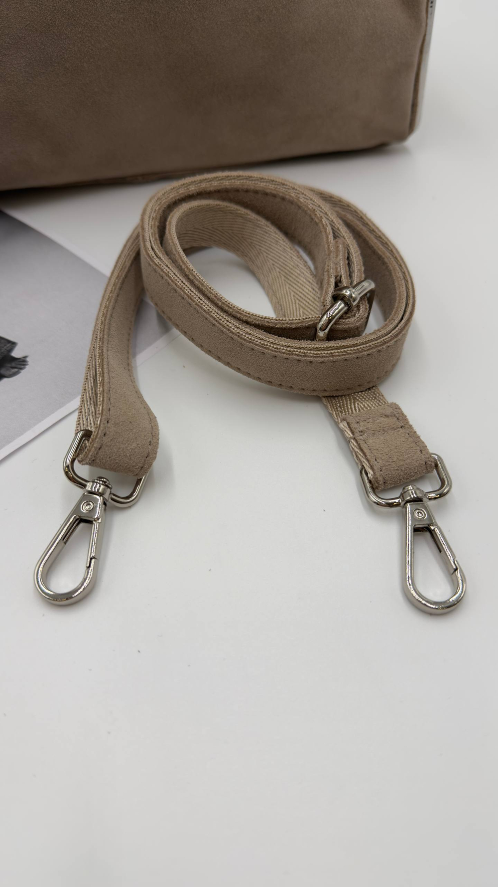 Сумка женская натуральная замша артикул 083-51 цвет "бежевый"