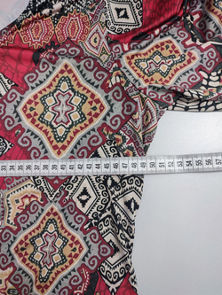 Кофта  из вискозы с принтом 46 размер