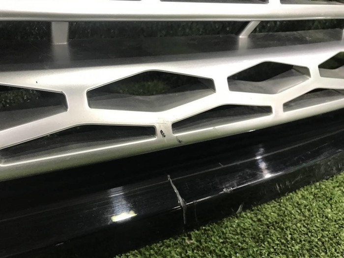 Решетка радиатора Range Rover Sport 2 (2013-2017)