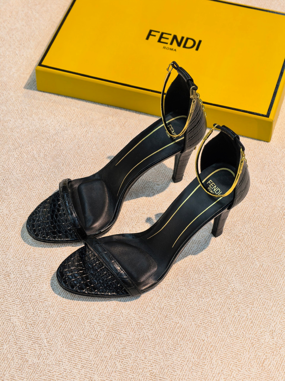 Туфли Fendi