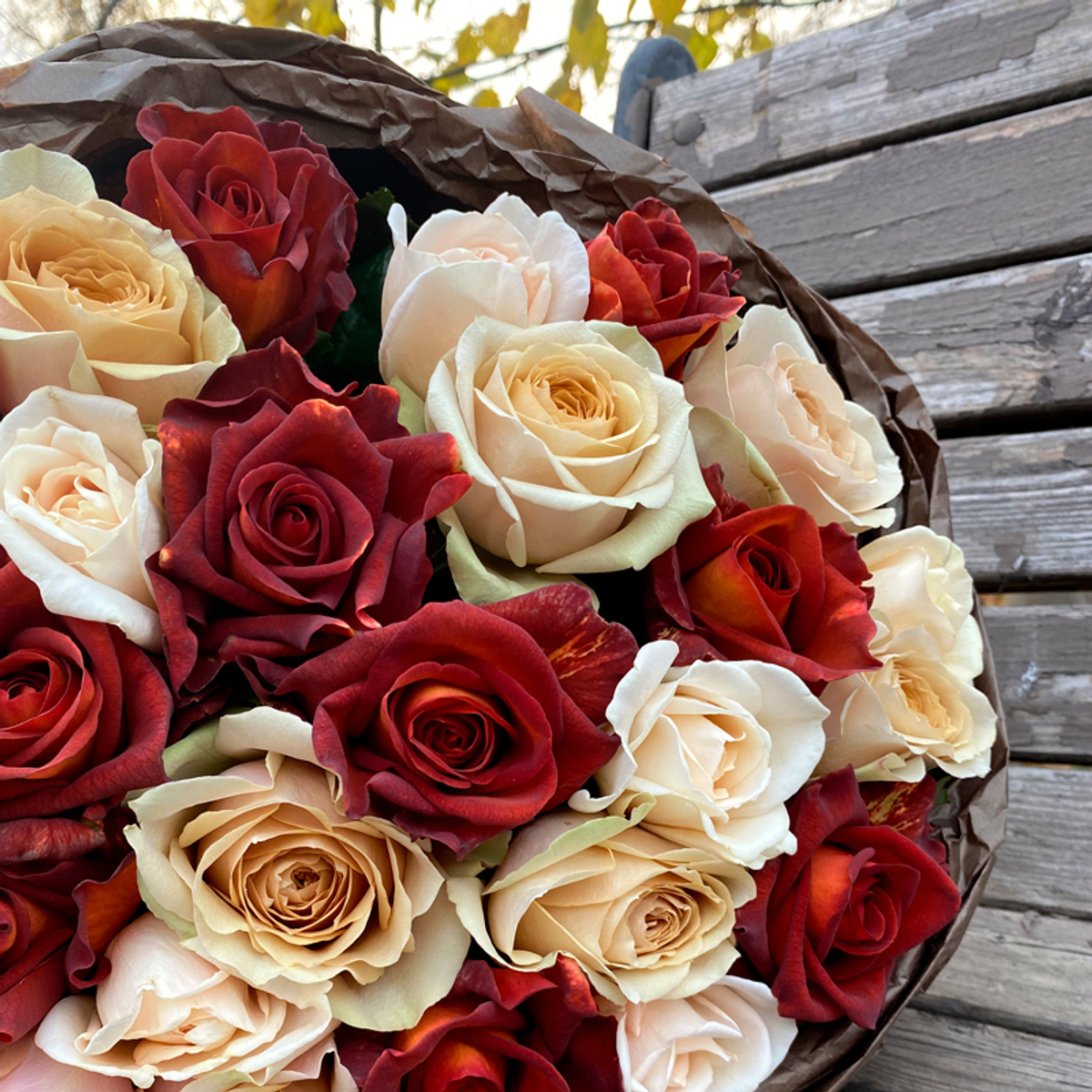 Античный микс — букет интерьерных и ароматных роз