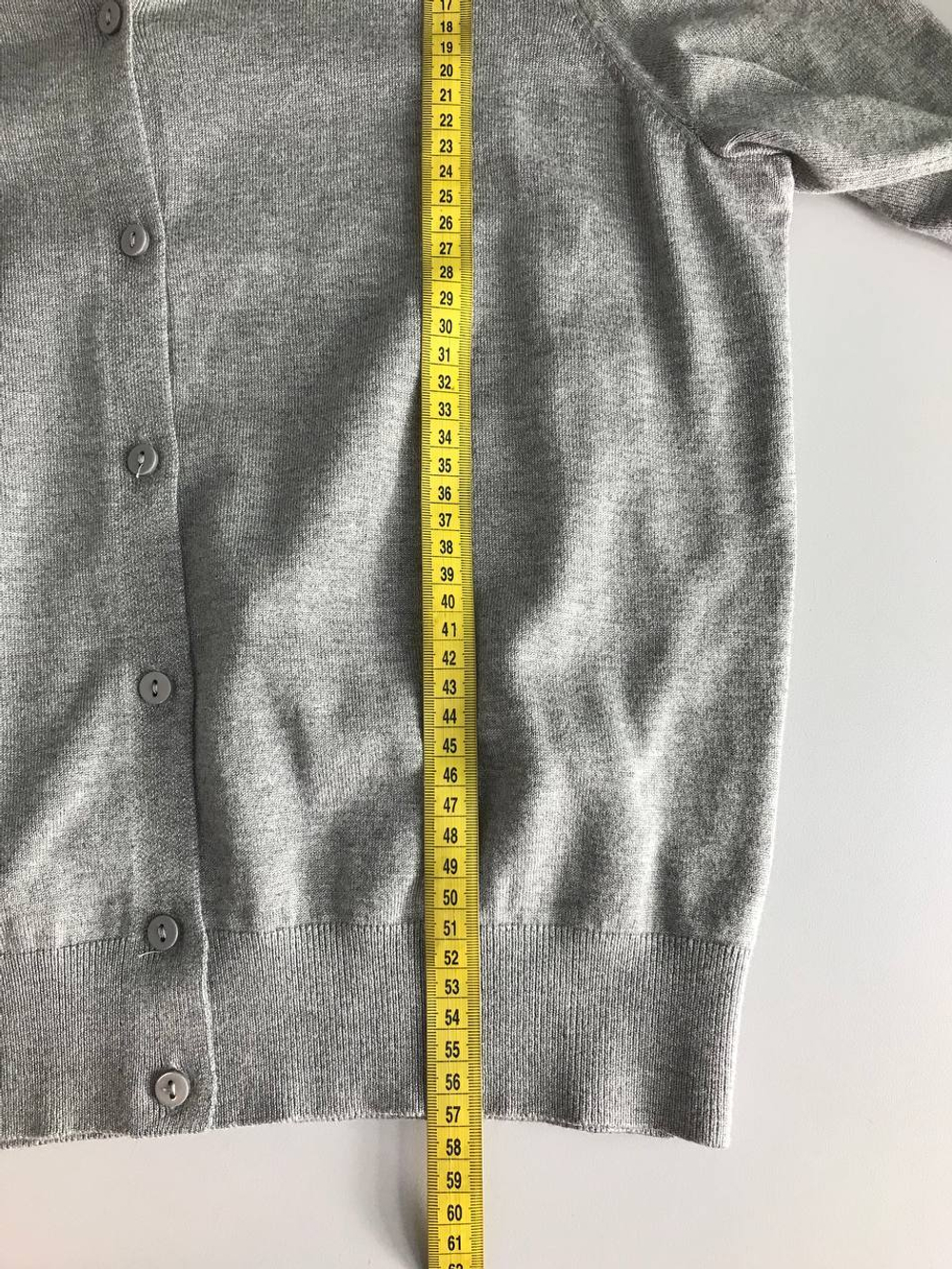 Кардиган базового оттенка, визуально на 46/48 размер