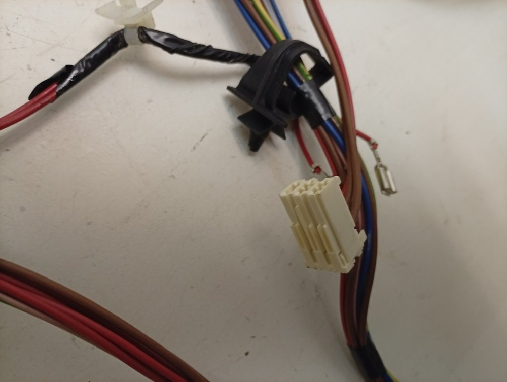 RSM601 кт71 Комплект проводов для стиральной машины Hotpoint-Ariston RSM 601 б/у