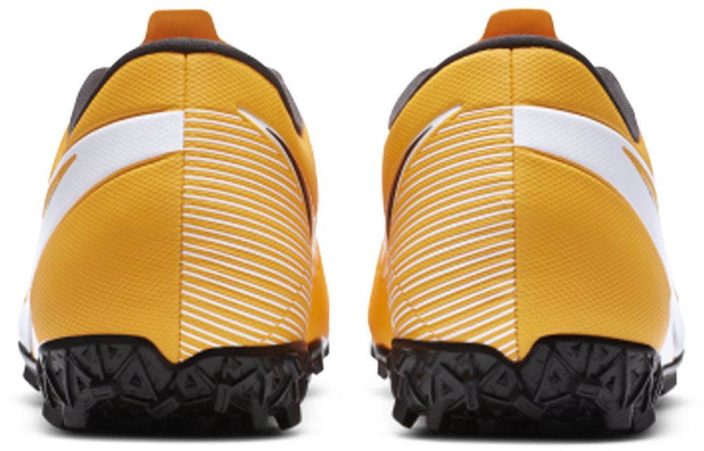 Кроссовки Nike Mercurial Vapor 13