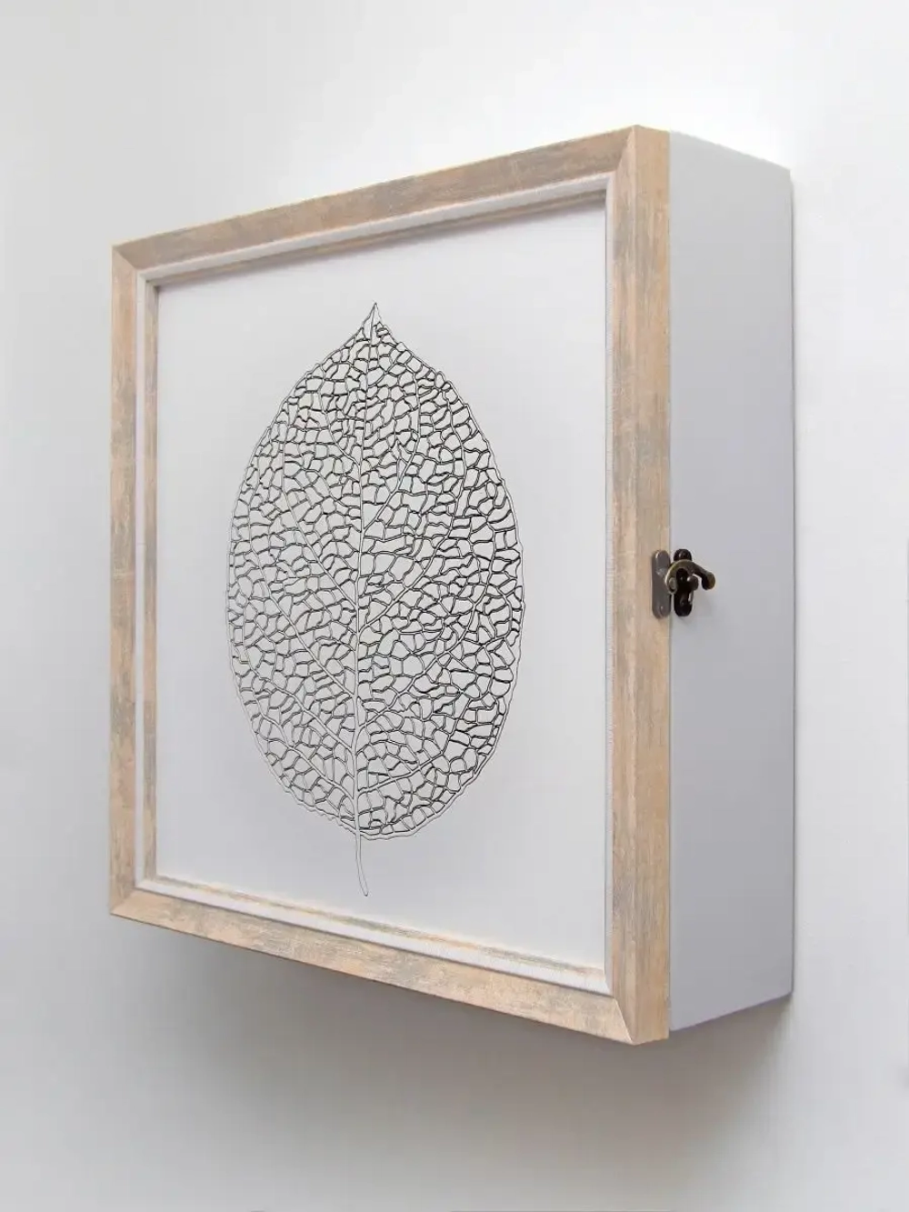 Короб под электрический щиток