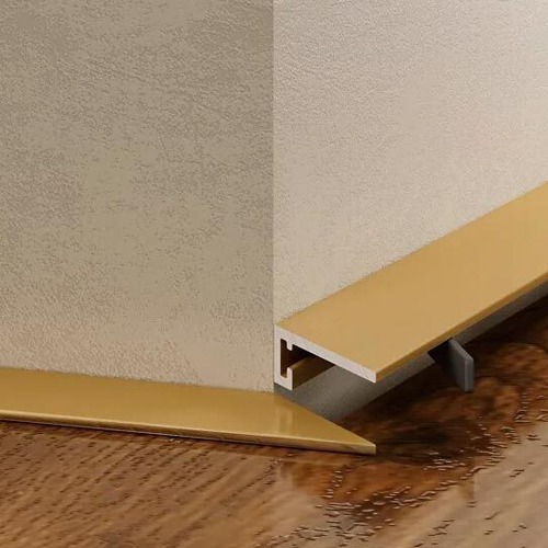 Laconistiq Микроплинтус (5,5х19х2500мм). Золото + 5 зажимов. Алюминий