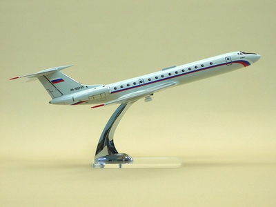 Модель самолета Ту-134Б-3 (М1:100, СЛО России)