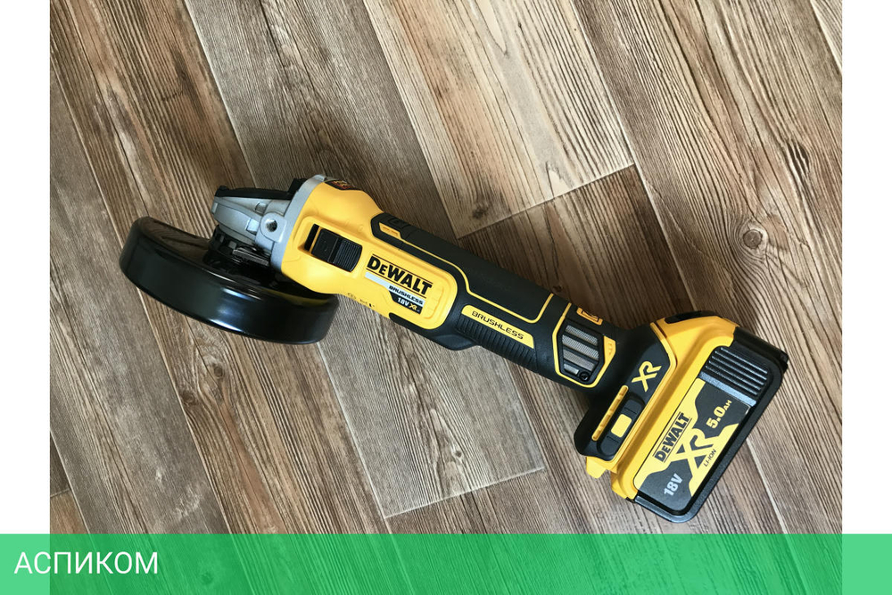 Угловая шлифмашина DeWalt DCG405NT