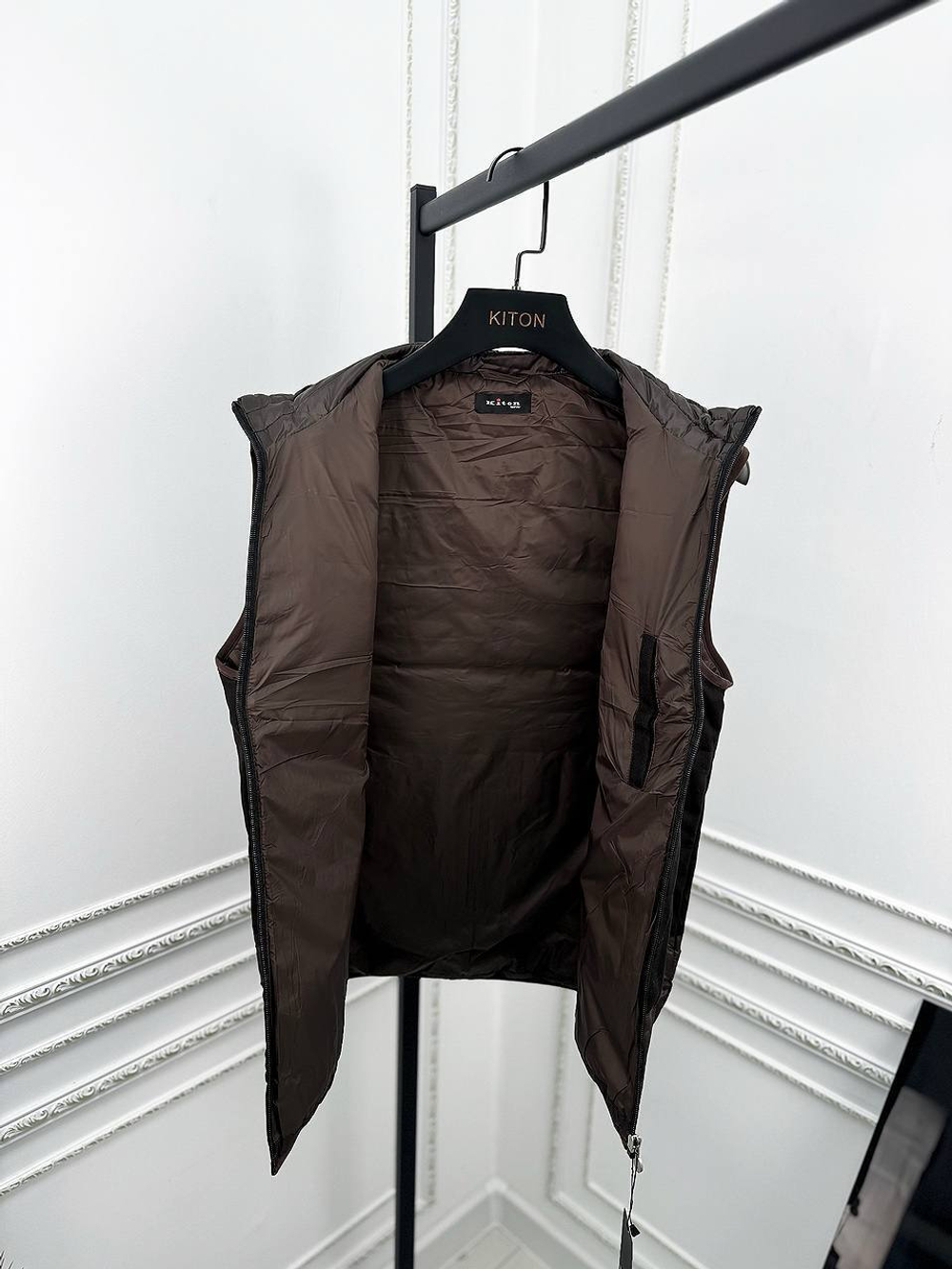 Безрукавка Kiton