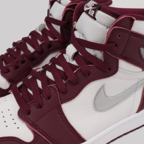 Кроссовки Jordan 1 Retro High OG Bordeaux артикул:555088-611 - купить в магазине Дайс