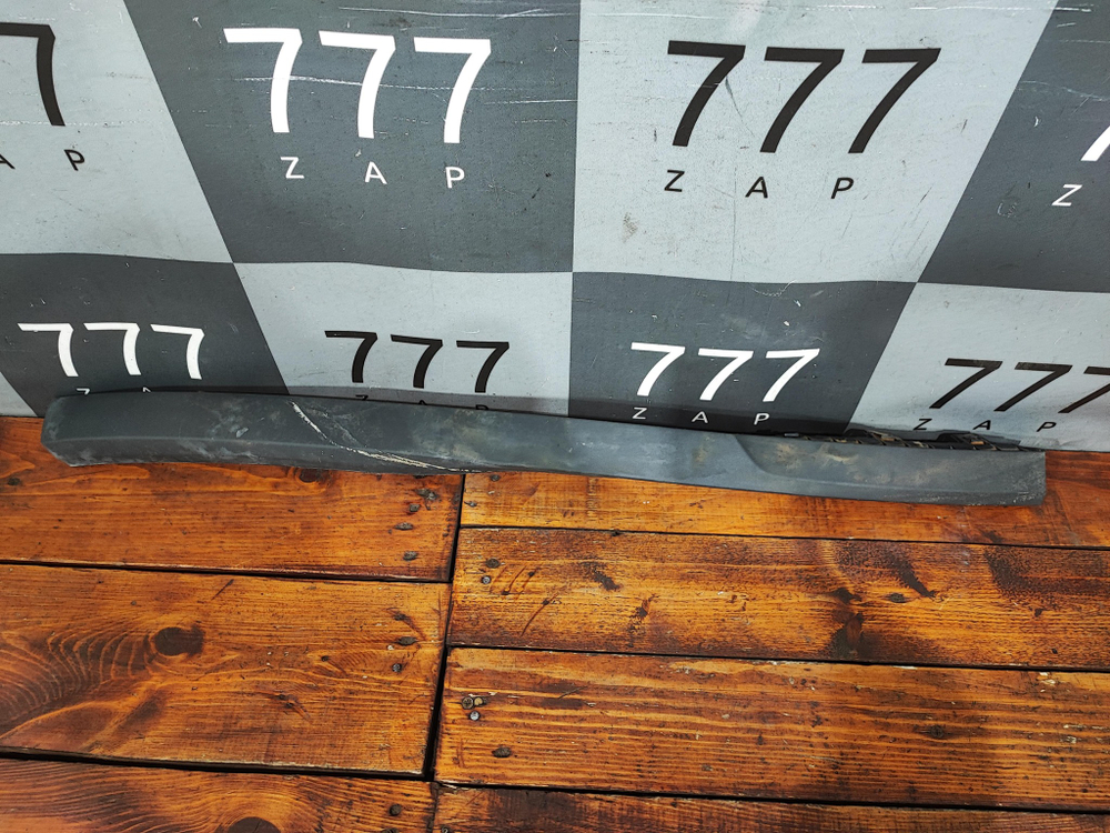 Накладка переднего бампера правый Opel Corsa D 06-11 Б/У Оригинал 13179947