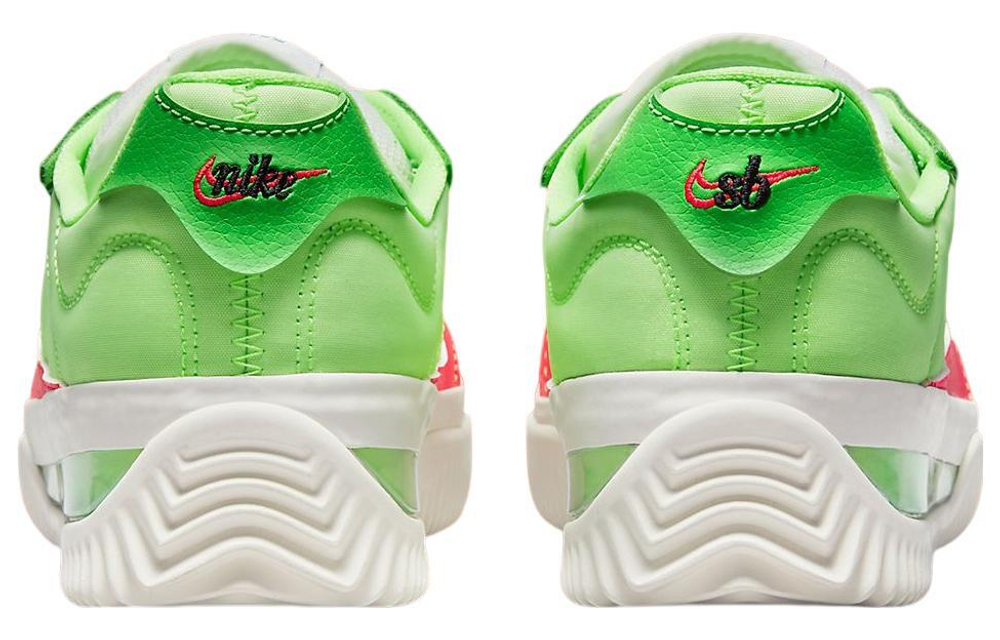 Кроссовки Nike Brsb