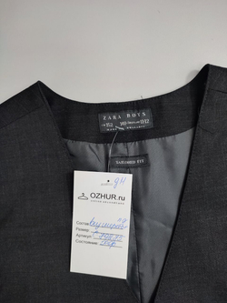 Жилет Zara классический на 11-12 лет