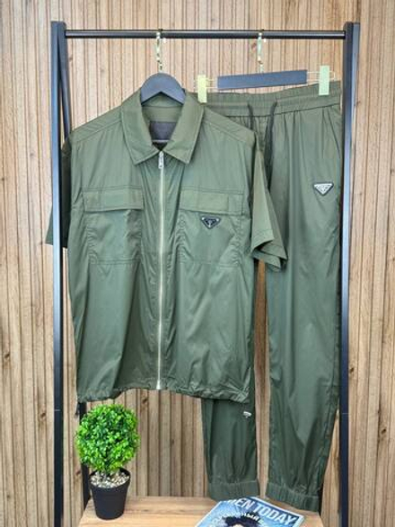 Спортивный костюм Prada