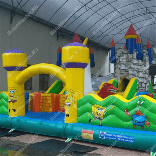 Большой надувной батут "Средневековье" 20*20*5 м