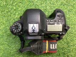 Canon EOS 6D (65 900) Покупка/Продажа