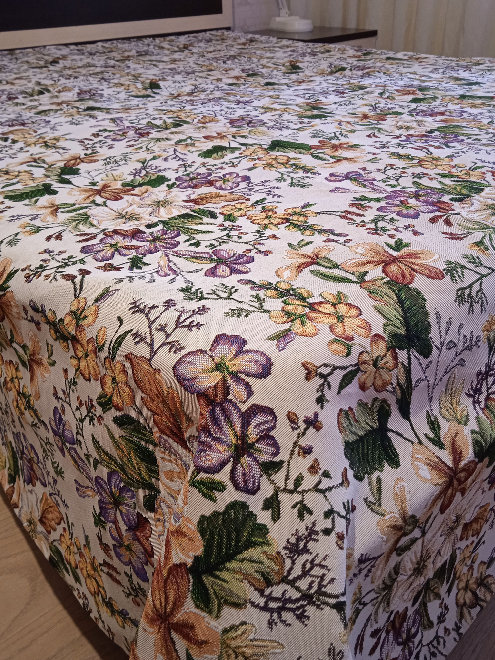 Покрывало гобеленовое Цветочная поляна евро (240х200)