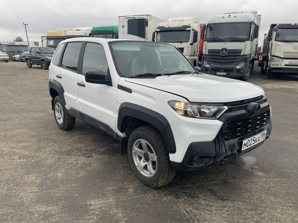LADA Niva Travel Classic 24 1.7 80hp 5MT