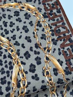 Платок коричневый с леопардовым узором Fendi