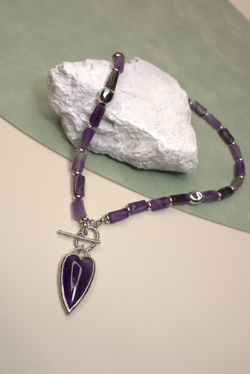 Бижутерия на шею женская из аметиста Викторинэль