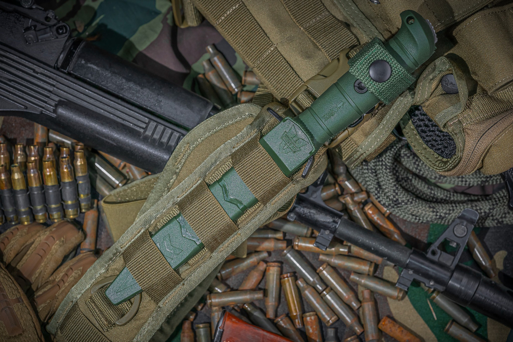 Нож Kizlyar Supreme VECTOR 420HC TW OKH PS (StoneWash, Olive Kraton Handle, Polyamide Sheath)