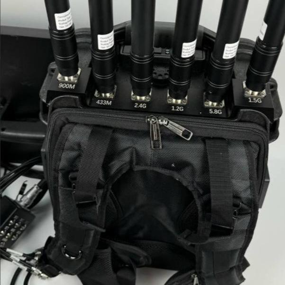 6 каналов / РЭБ Рюкзак подавитель дронов / Гарпия Mobile SKJ 1704 300W,  мощность 300Вт