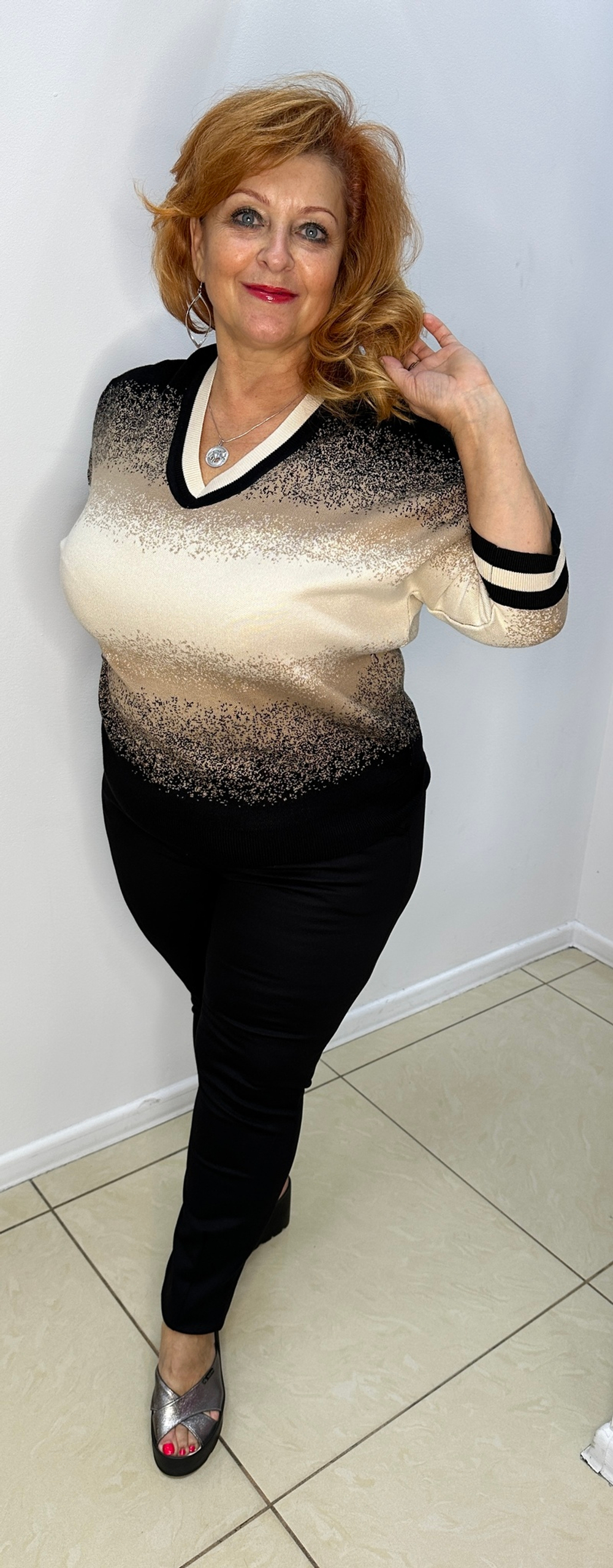 Итальянские черные брюки-штанишки на резинке.