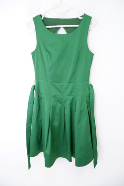 Платье изумрудное 42 размер