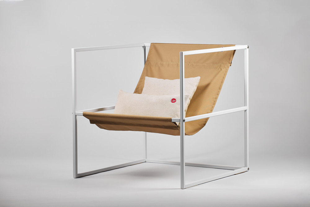 Уличное кресло TESS Outdoor Chair white / taupe textile (Up!Flame)