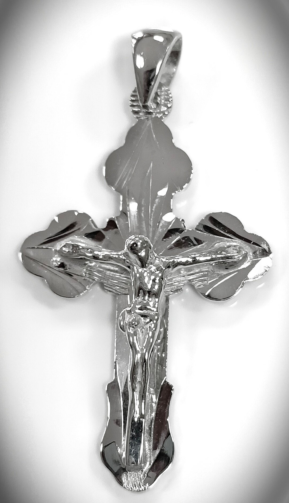 Крест ювелирный Эстерелла