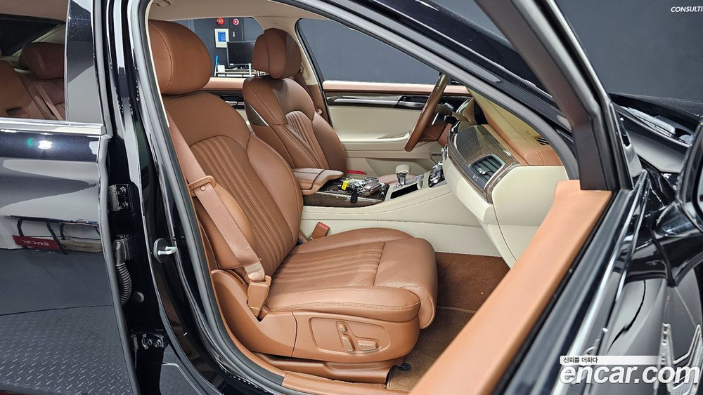 Genesis G90 3.8 AWD (05.2021)