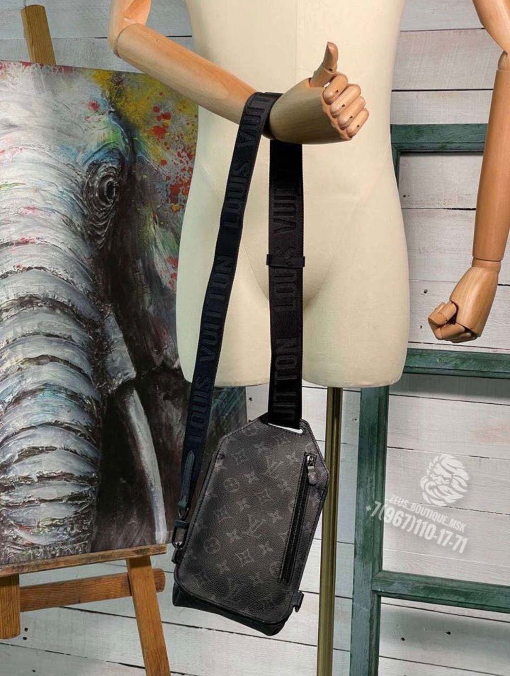 Сумка-слинг Louis Vuitton Saumur