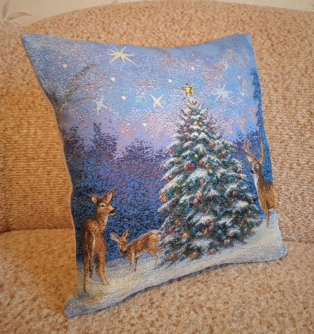 Декоративный гобеленовый чехол для интерьерной подушки Волшебство 38*38
